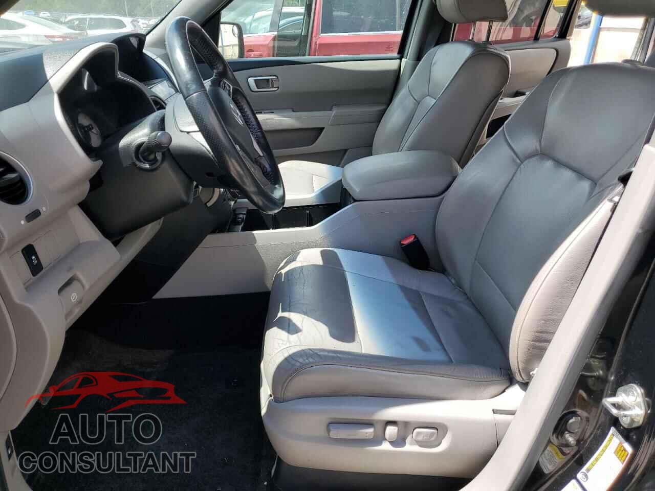 HONDA PILOT 2013 - 5FNYF4H71DB044008