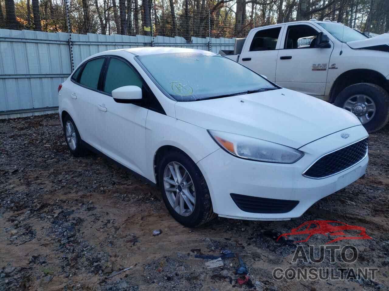 FORD FOCUS 2018 - 1FADP3F24JL227768