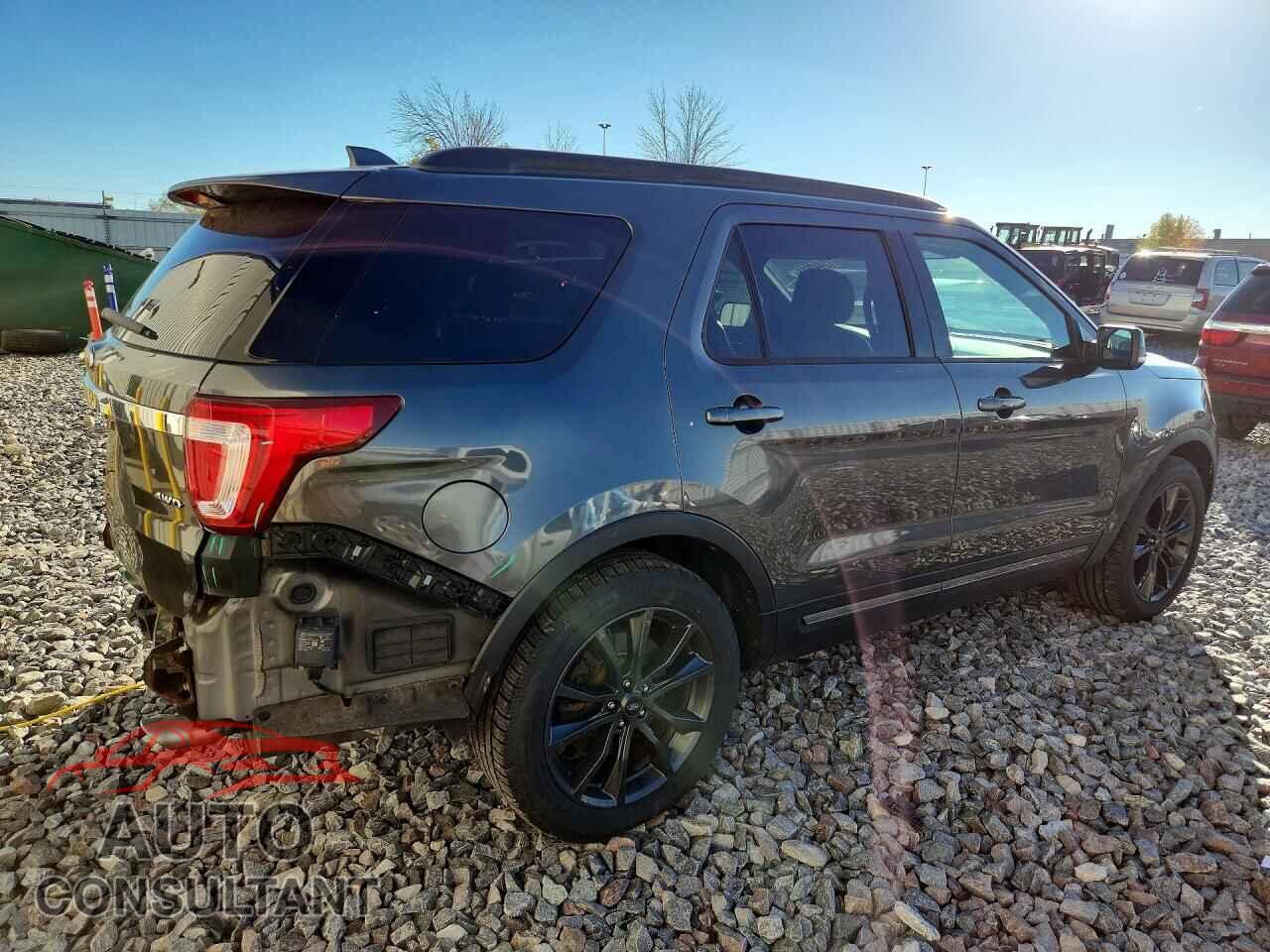 FORD EXPLORER 2017 - 1FM5K8D8XHGE34777
