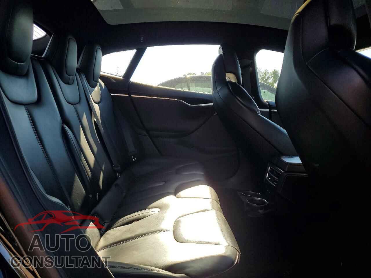 TESLA MODEL S 2017 - 5YJSA1E22HF187325