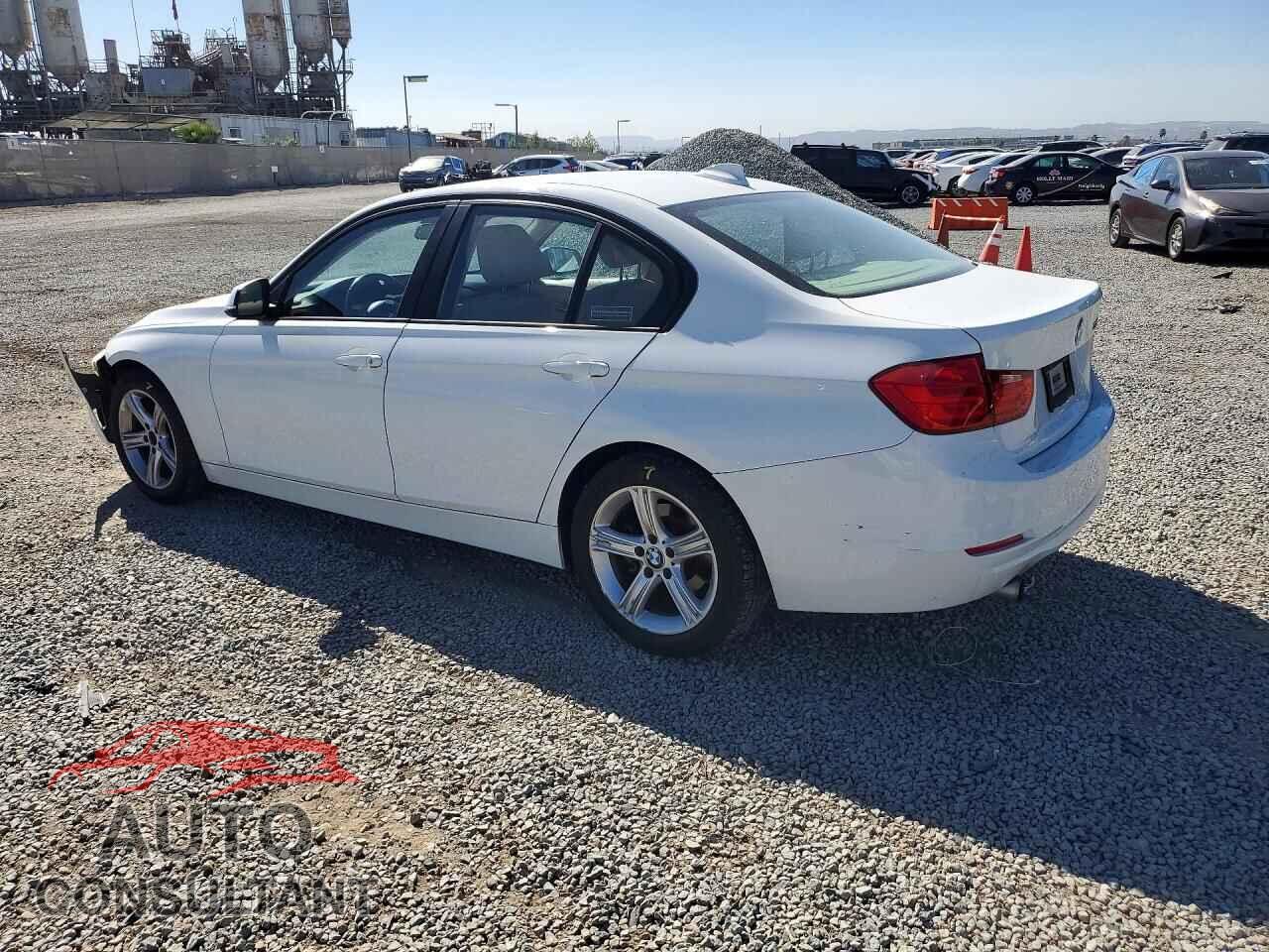 BMW 3 SERIES 2014 - WBA3B1C5XEP680683