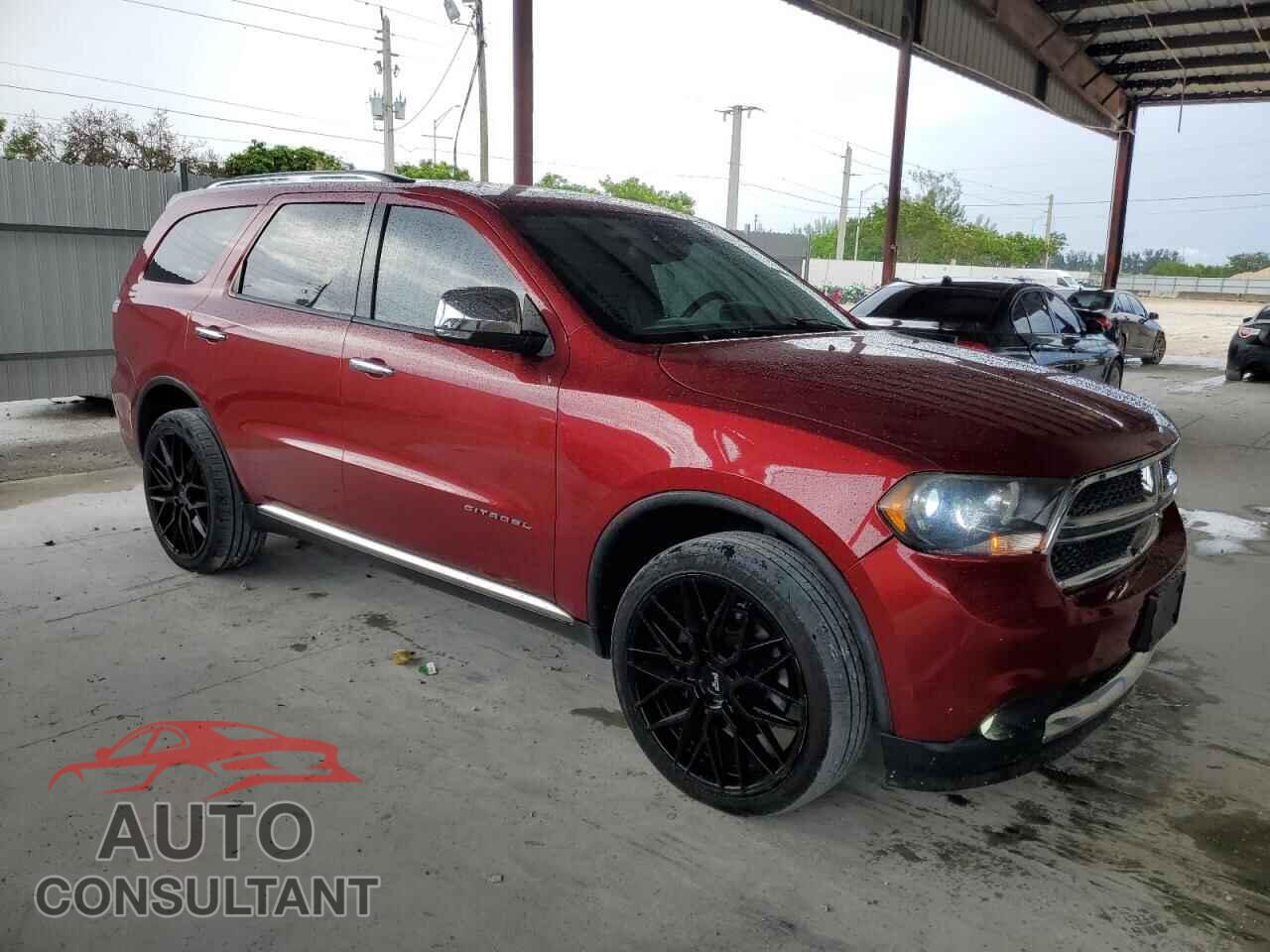 DODGE DURANGO 2013 - 1C4SDHET0DC667833