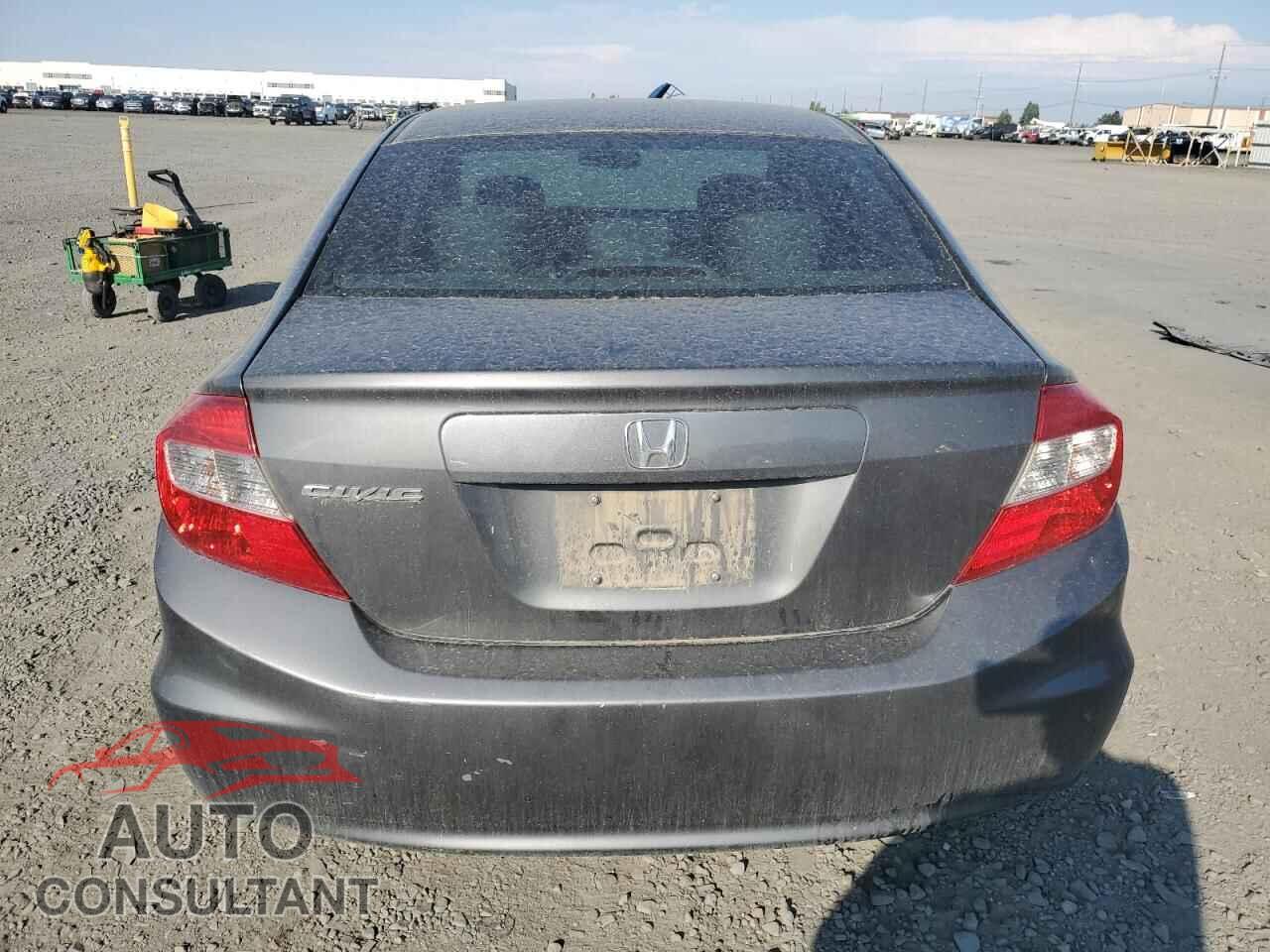 HONDA CIVIC 2012 - 2HGFB2F86CH597931