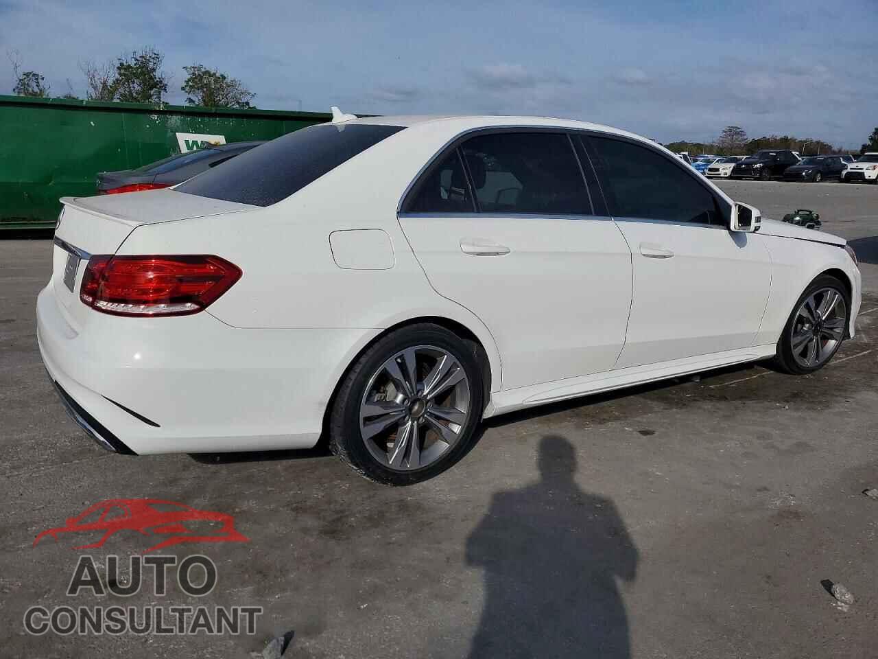 MERCEDES-BENZ E-CLASS 2014 - WDDHF5KB9EB030984