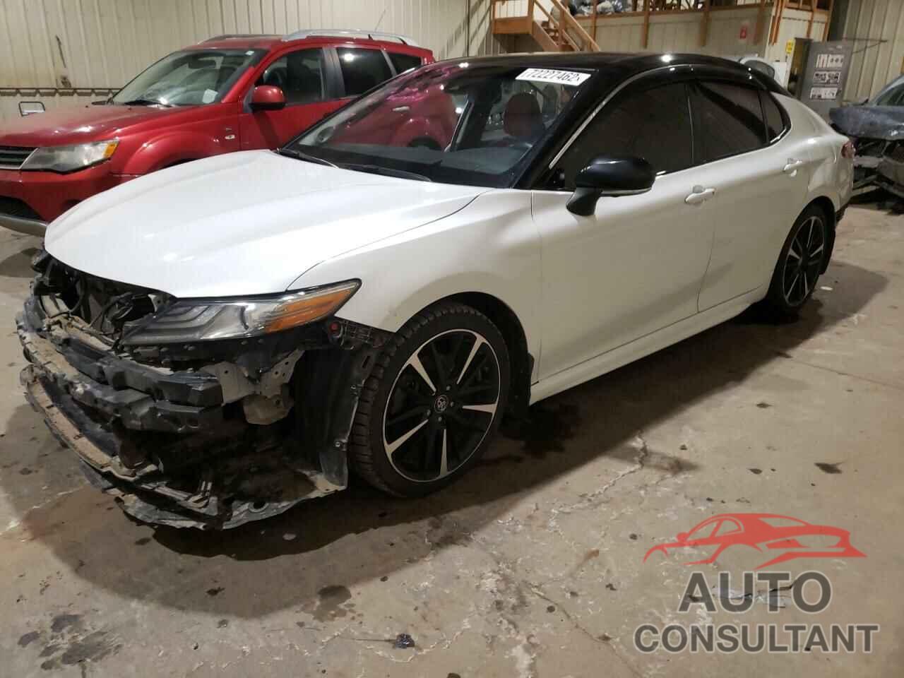 TOYOTA CAMRY 2018 - 4T1BZ1HK6JU010760