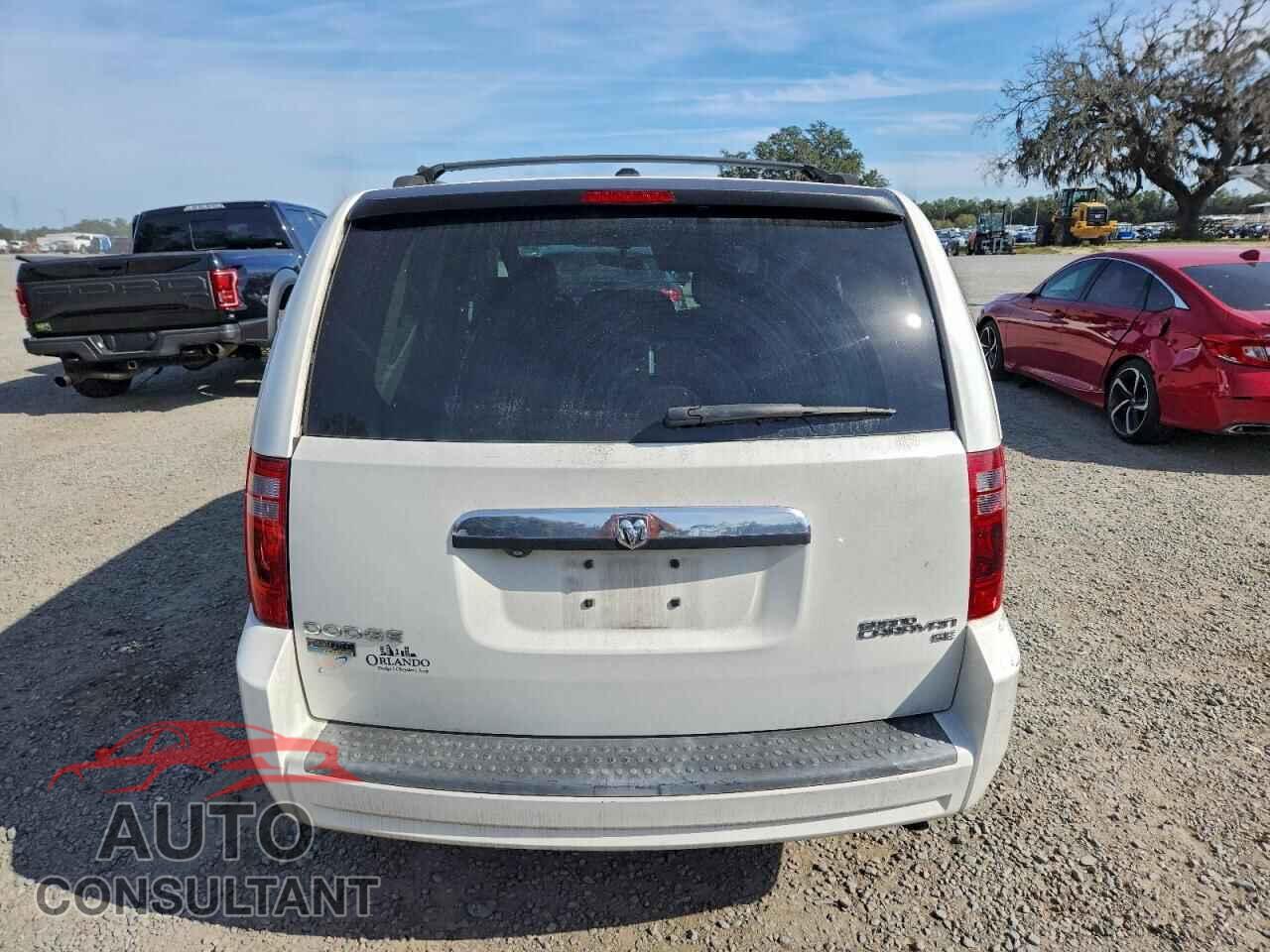 DODGE CARAVAN 2010 - 2D4RN4DE9AR115907