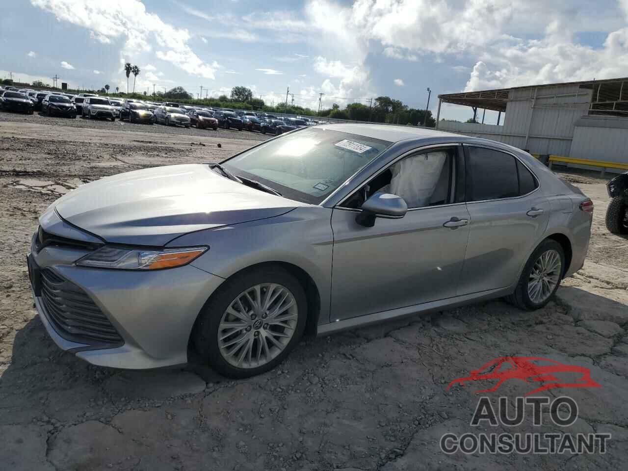 TOYOTA CAMRY 2020 - 4T1F11AK7LU983796