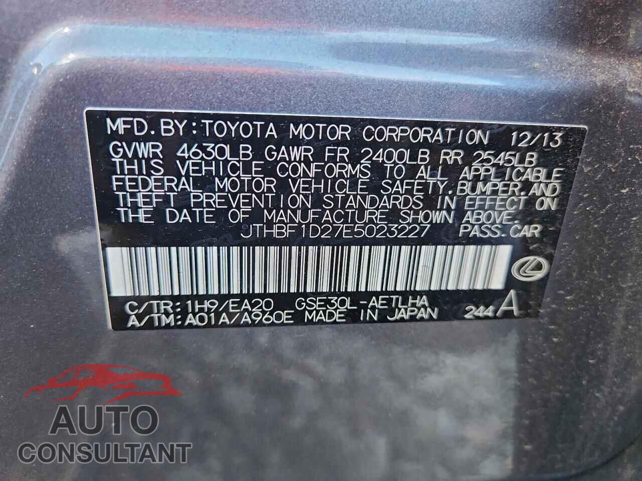 LEXUS IS 2014 - JTHBF1D27E5023227