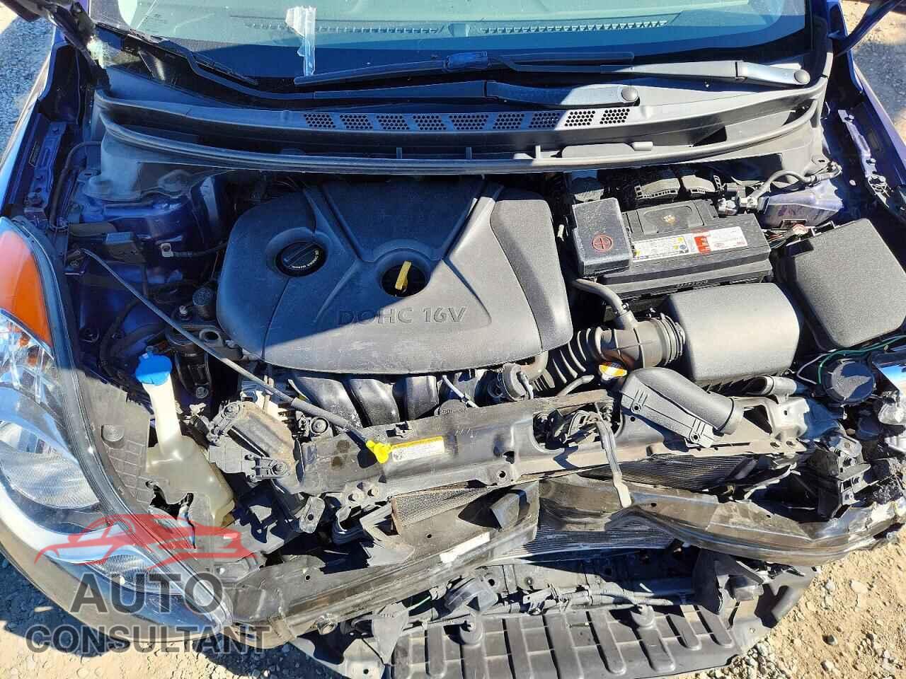 HYUNDAI ELANTRA 2012 - 5NPDH4AE5CH095237