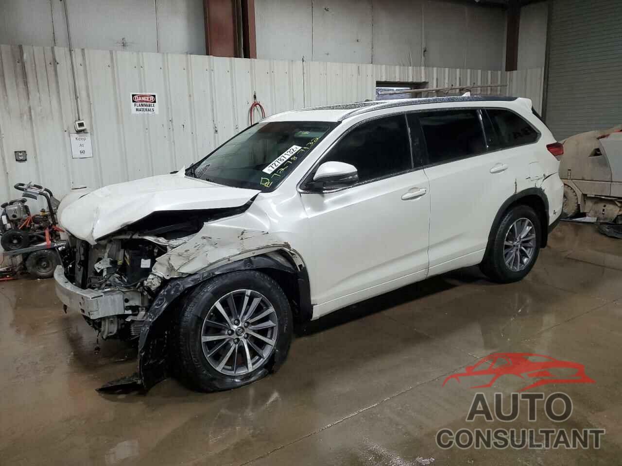 TOYOTA HIGHLANDER 2018 - 5TDJZRFH9JS531076
