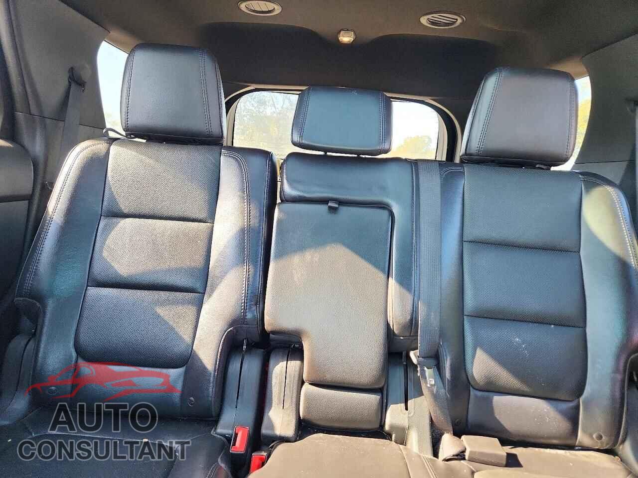 FORD EXPLORER 2011 - 1FMHK8F82BGA91206