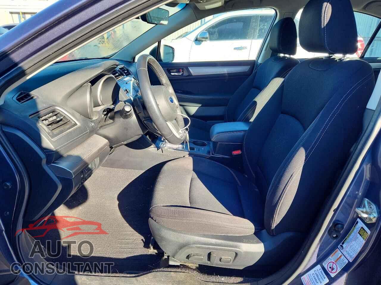 SUBARU LEGACY 2018 - 4S3BNAF67J3046601