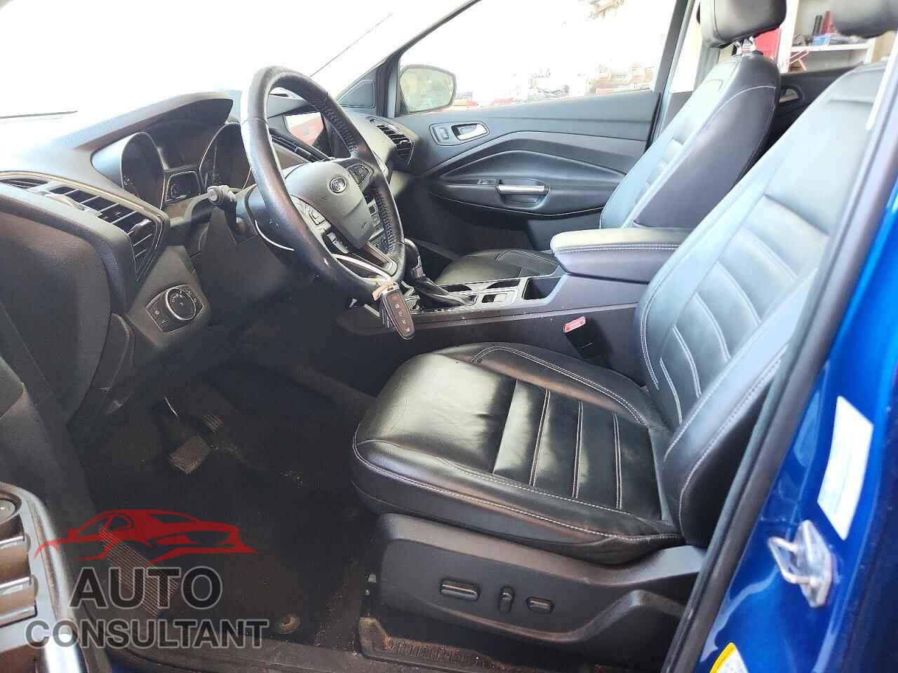 FORD ESCAPE 2017 - 1FMCU9JD2HUC50749