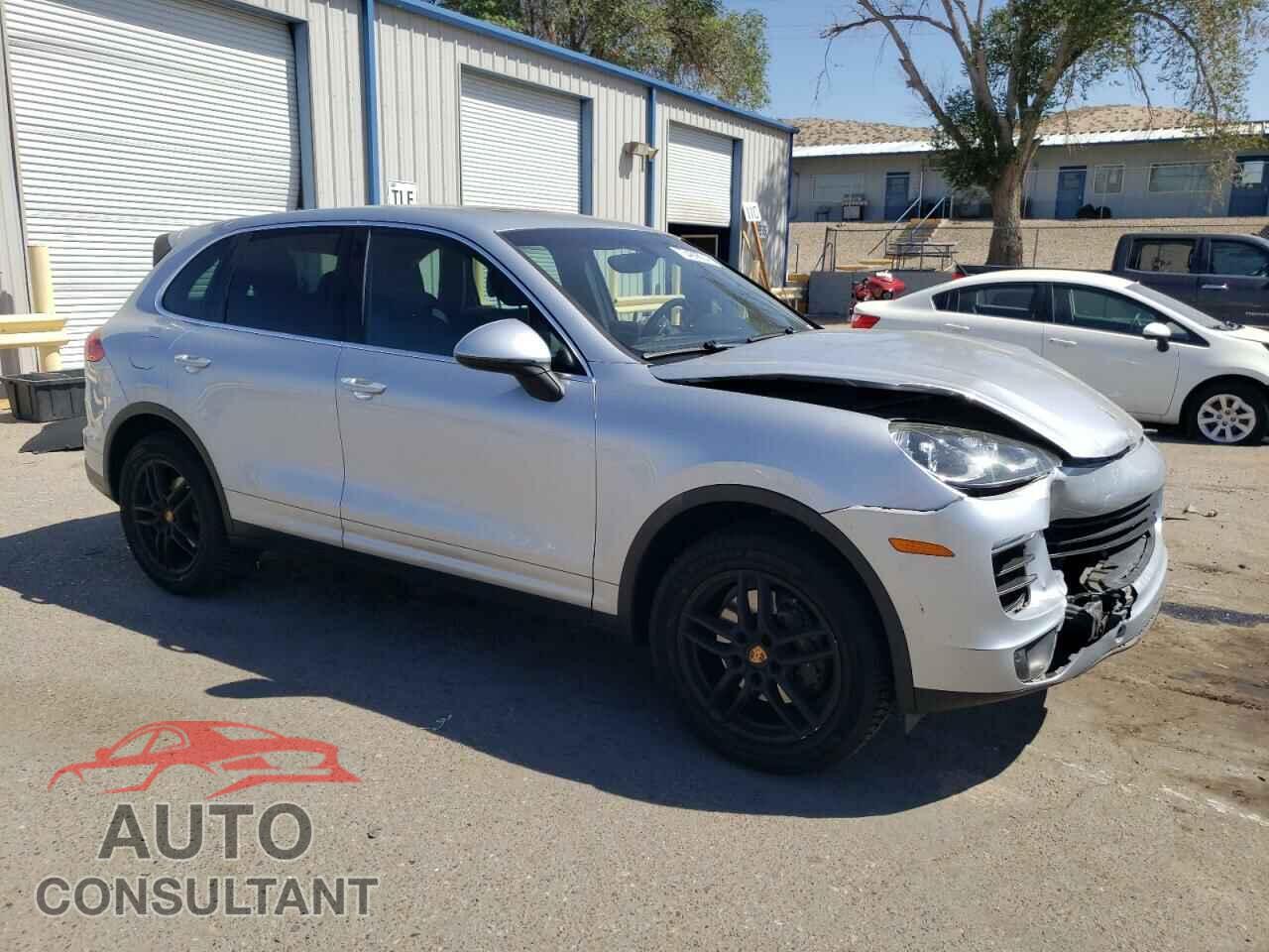PORSCHE CAYENNE 2016 - WP1AA2A23GLA00787