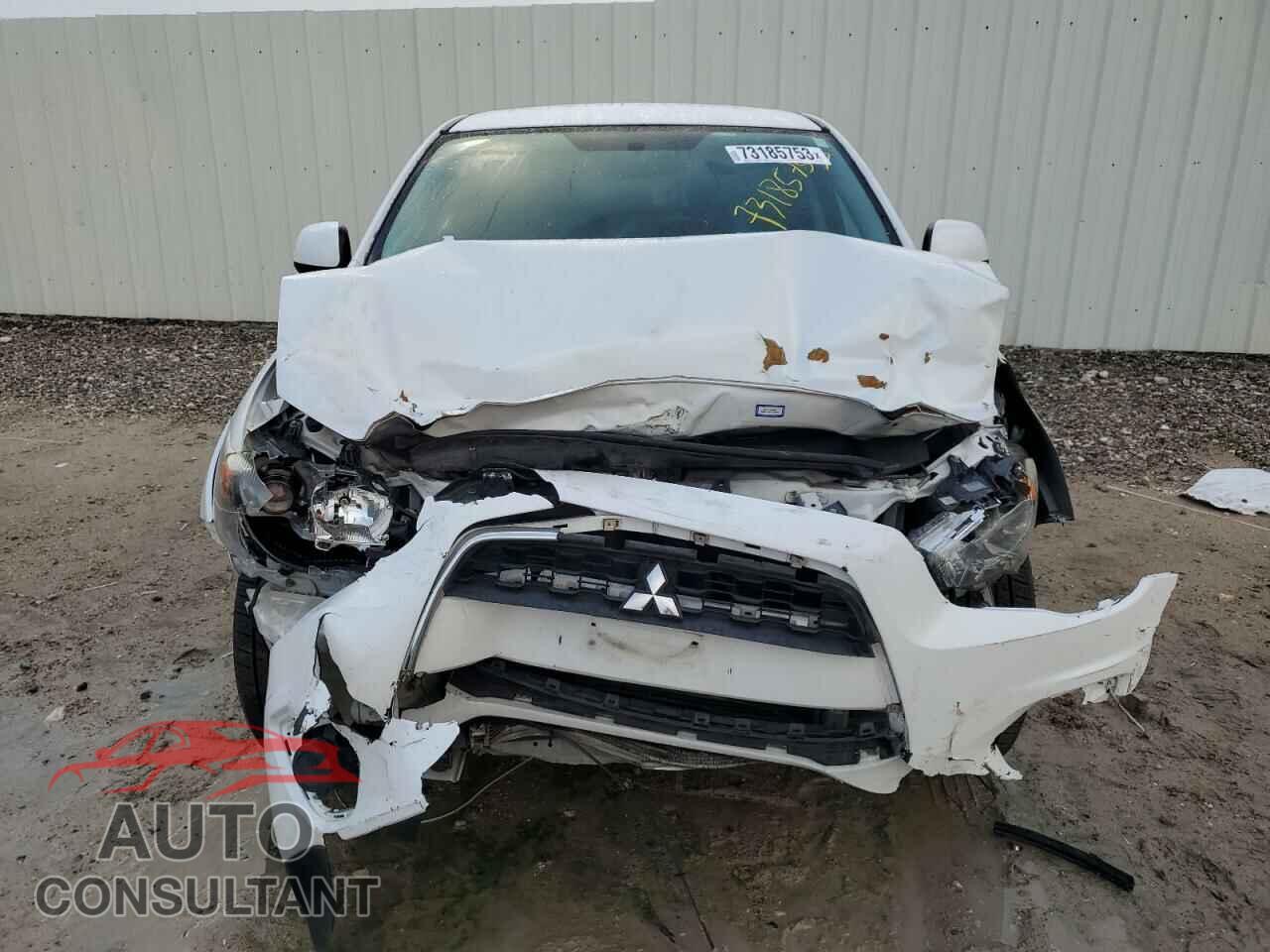 MITSUBISHI OUTLANDER 2015 - 4A4AP3AU3FE030889