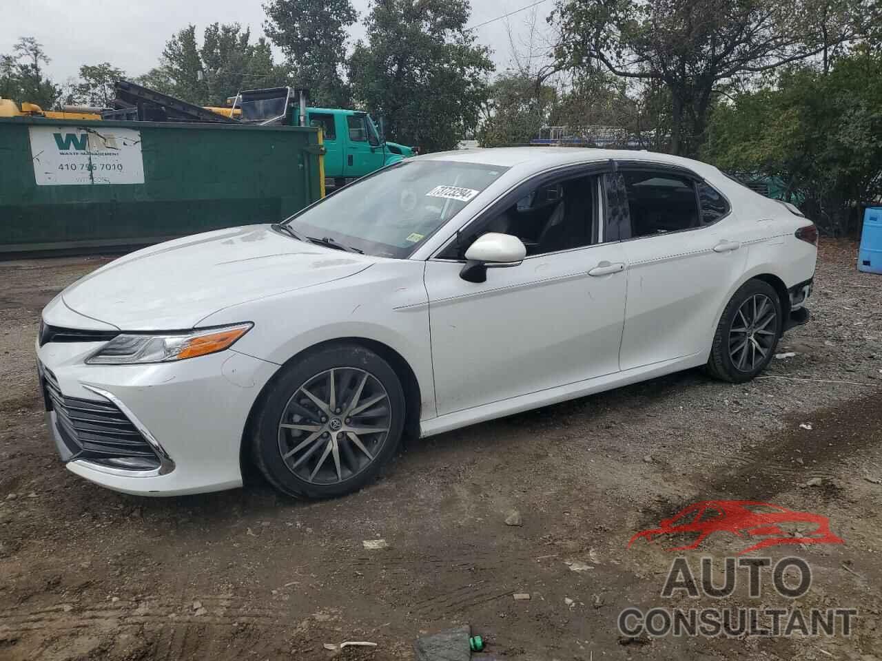 TOYOTA CAMRY 2022 - 4T1F11AK3NU022017