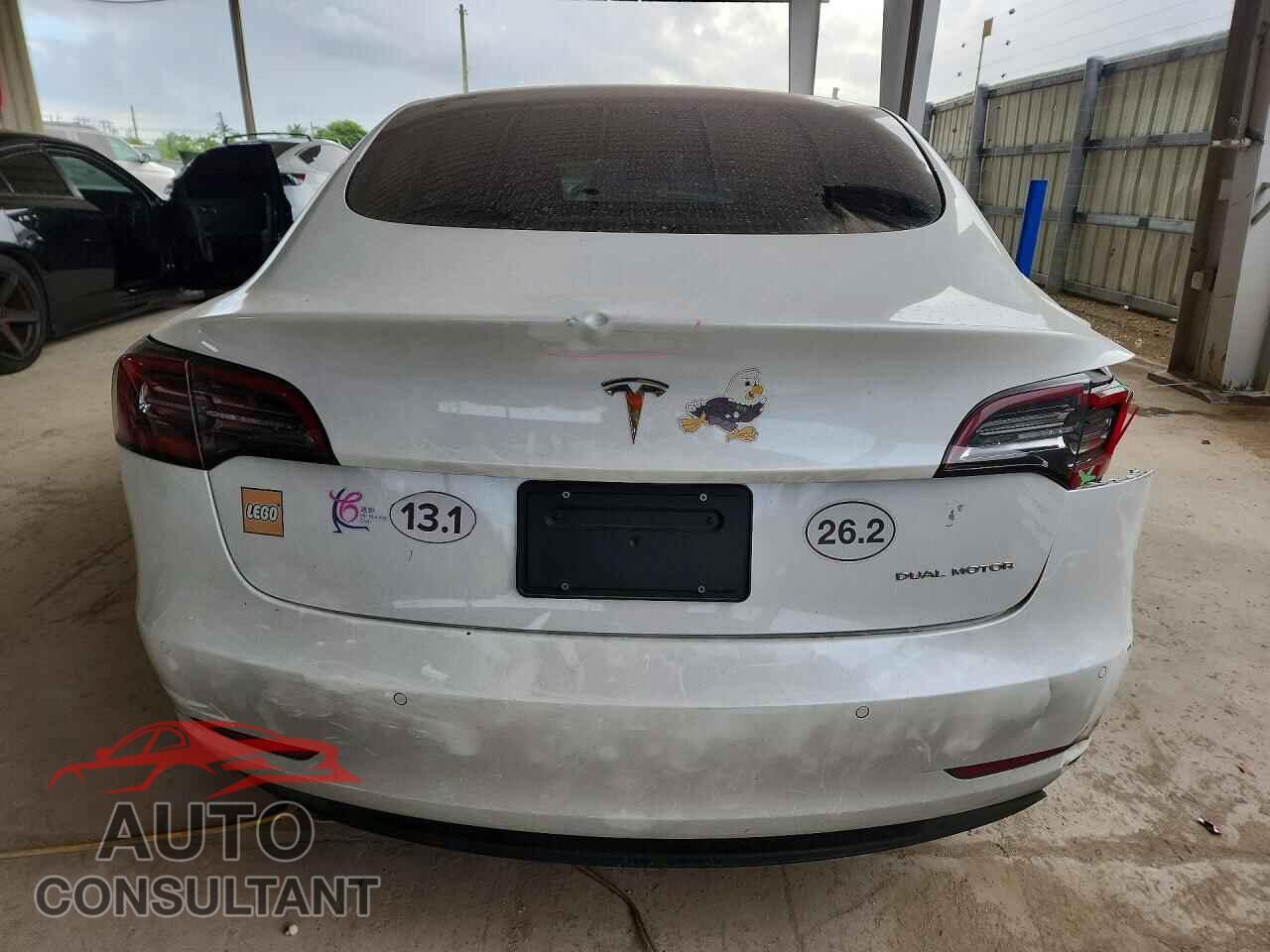 TESLA MODEL 3 2022 - 5YJ3E1EB6NF334072