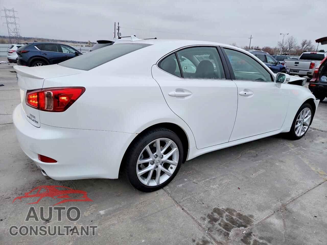 LEXUS IS 2012 - JTHCF5C26C5054883