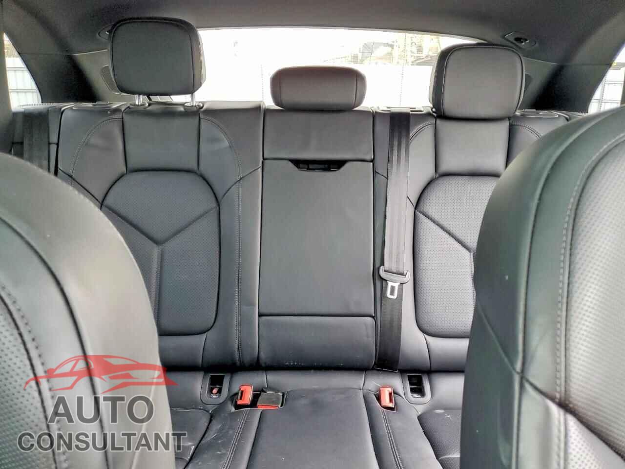 PORSCHE MACAN BASE 2024 - WP1AA2A50RLB15439