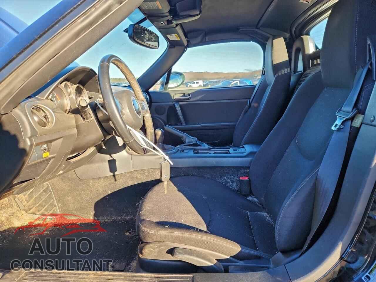 MAZDA MX5 2011 - JM1NC2MF2B0218516