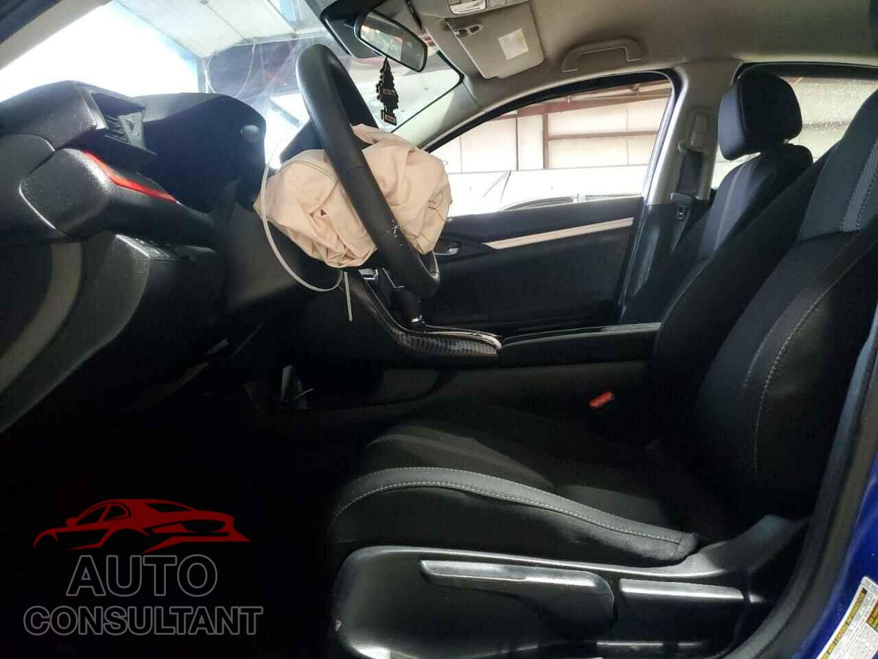 HONDA CIVIC 2019 - 2HGFC2F68KH587346