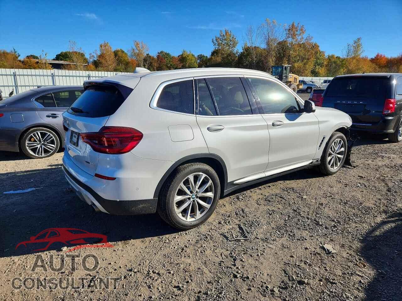BMW X3 2018 - 5UXTR9C52JLD74416