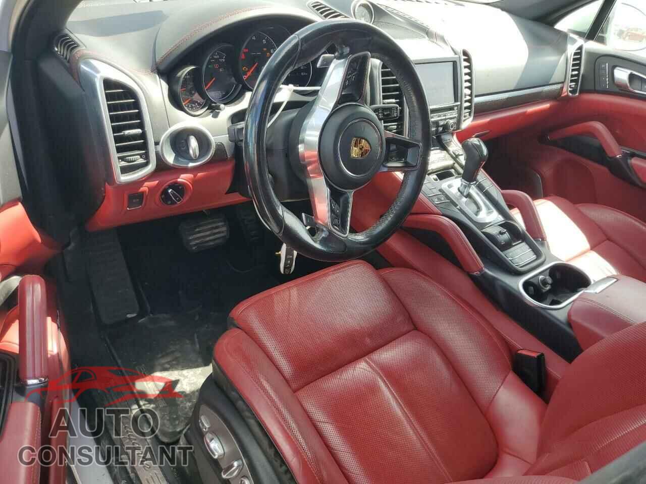 PORSCHE CAYENNE 2016 - WP1AA2A26GKA12356