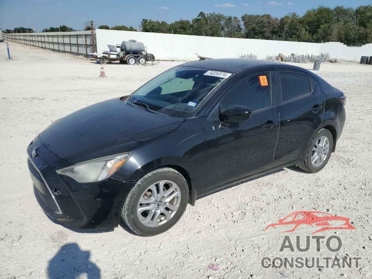 TOYOTA YARIS 2017 - 3MYDLBYV1HY195999