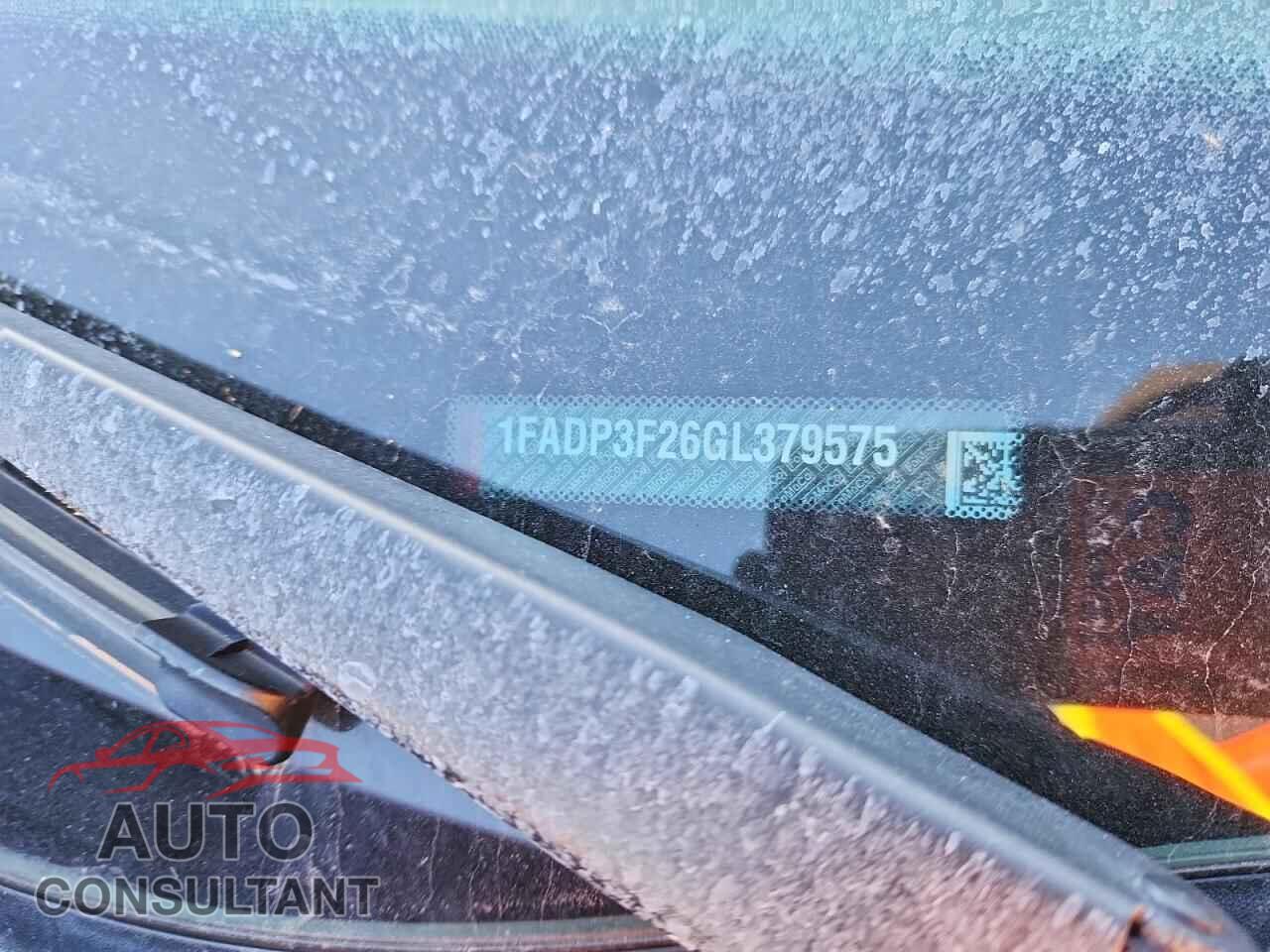 FORD FOCUS 2016 - 1FADP3F26GL379575