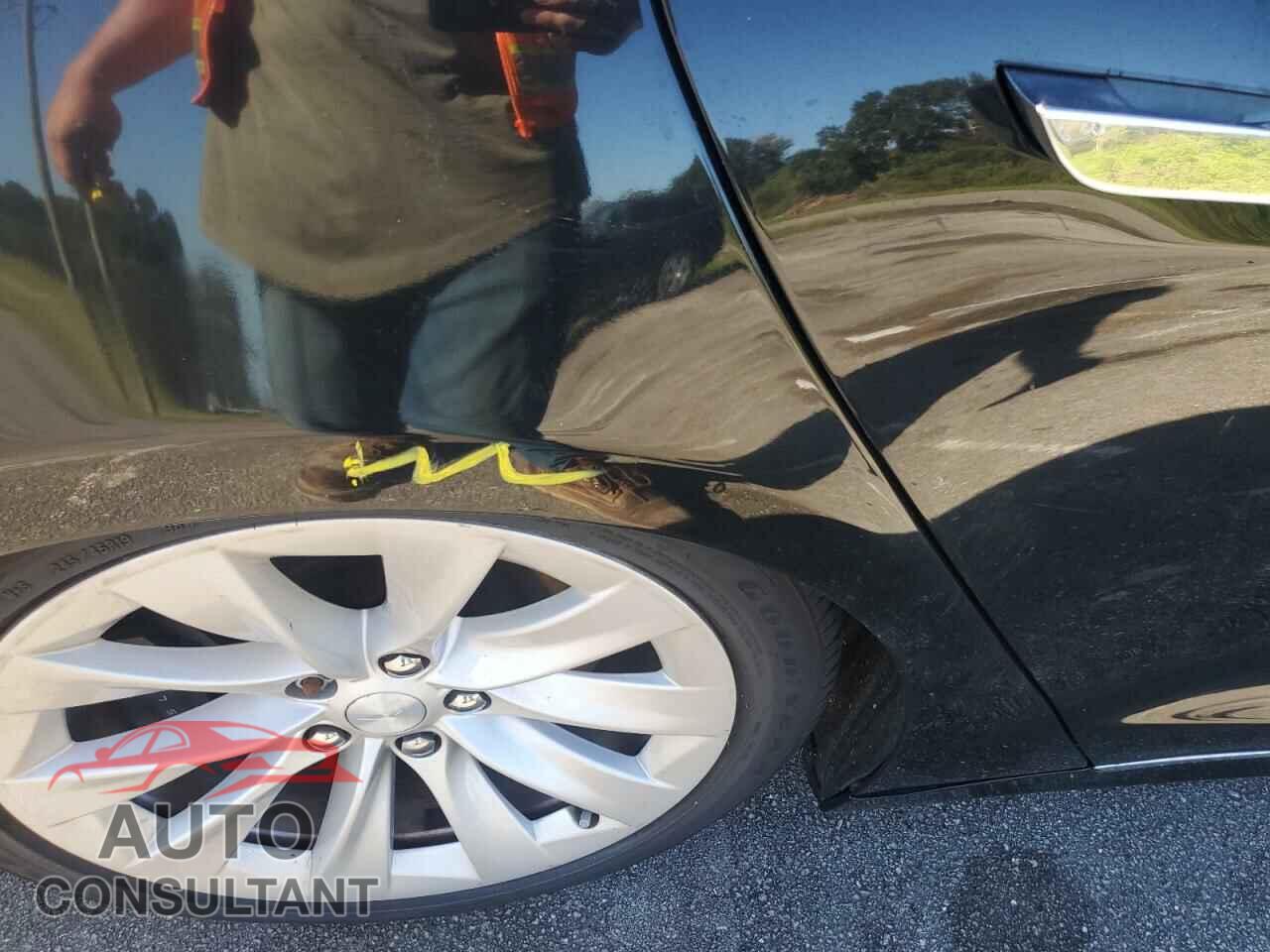 TESLA MODEL S 2017 - 5YJSA1E25HF231687