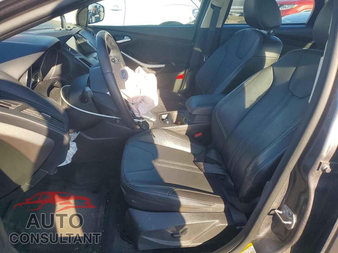 FORD FOCUS 2014 - 1FADP3F23EL236581