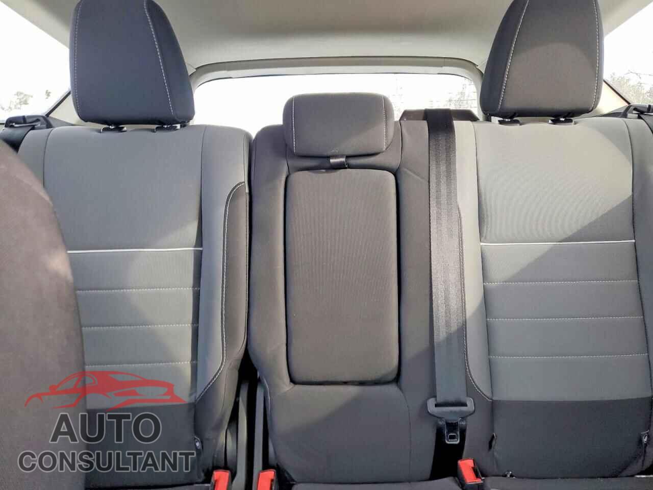 FORD ESCAPE 2015 - 1FMCU9GX2FUB75615