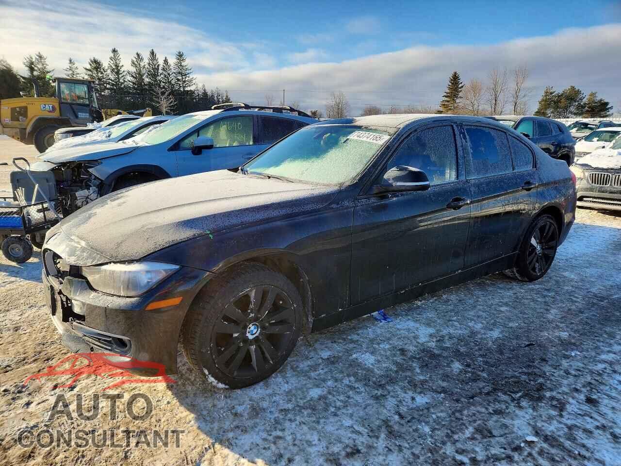 BMW 3 SERIES 2013 - WBA3C3C58DF978551