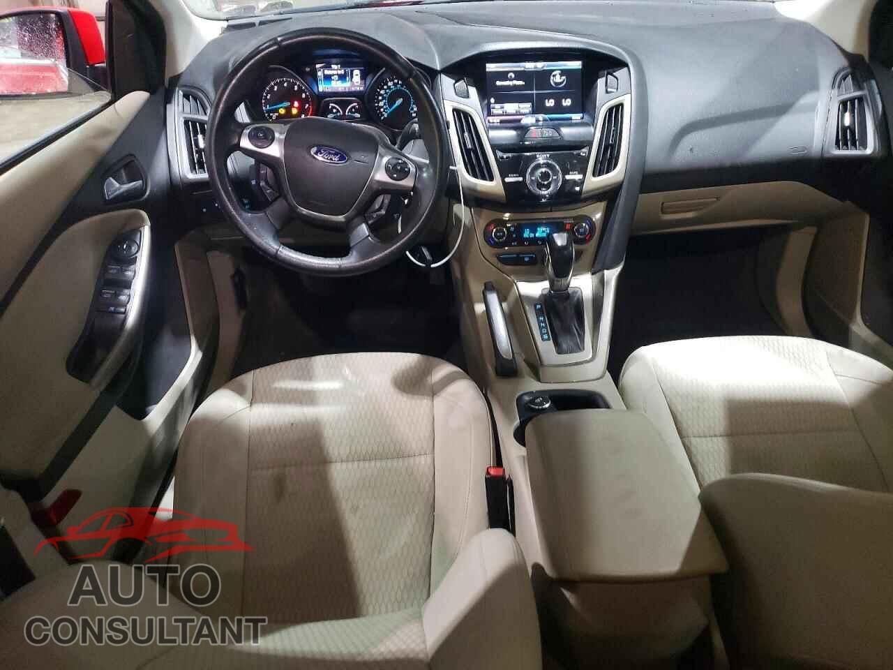 FORD FOCUS 2012 - 1FAHP3M26CL224054