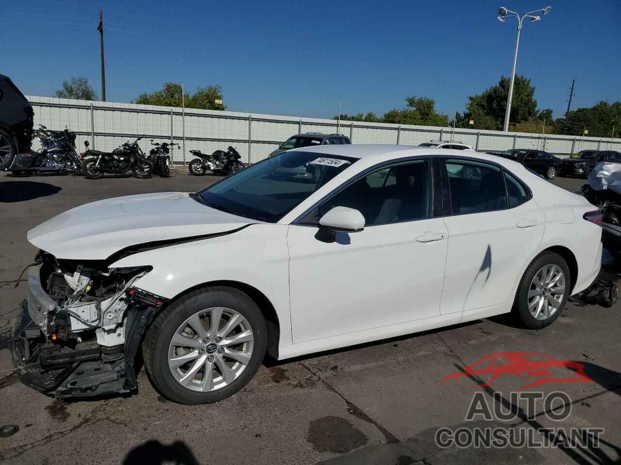 TOYOTA CAMRY 2019 - 4T1B11HK1KU258133