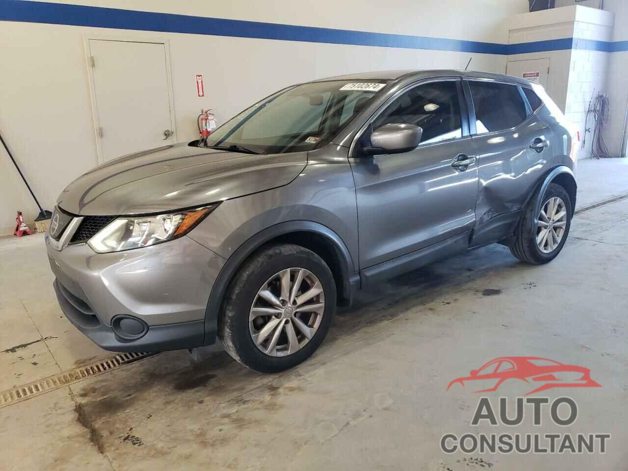 NISSAN ROGUE 2018 - JN1BJ1CP0JW500455