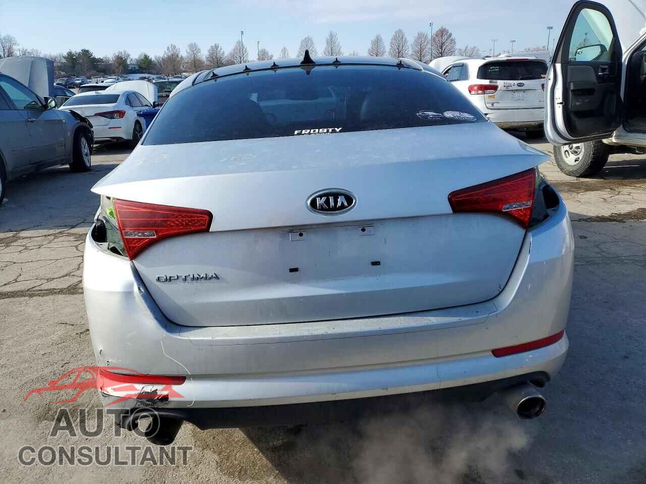 KIA OPTIMA 2011 - KNAGN4A72B5118041