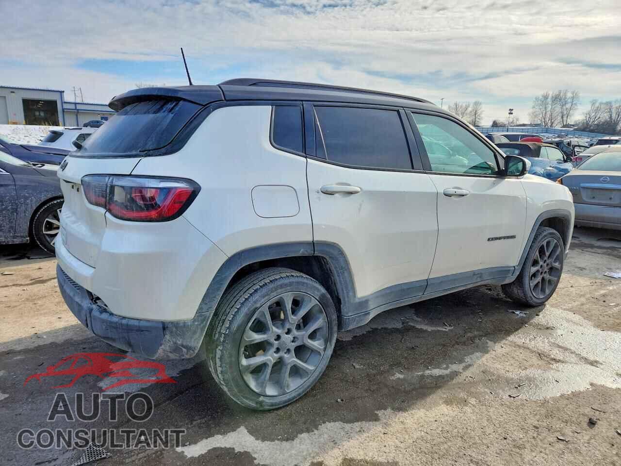 JEEP COMPASS 2019 - 3C4NJDCB9KT669901