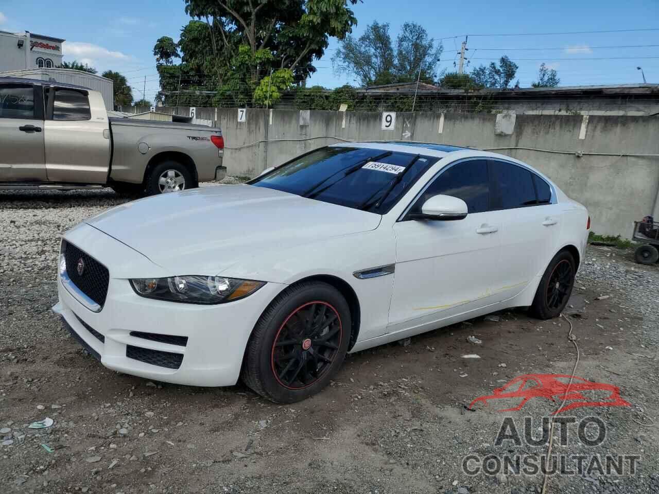 JAGUAR XE 2017 - SAJAR4BG1HA978526