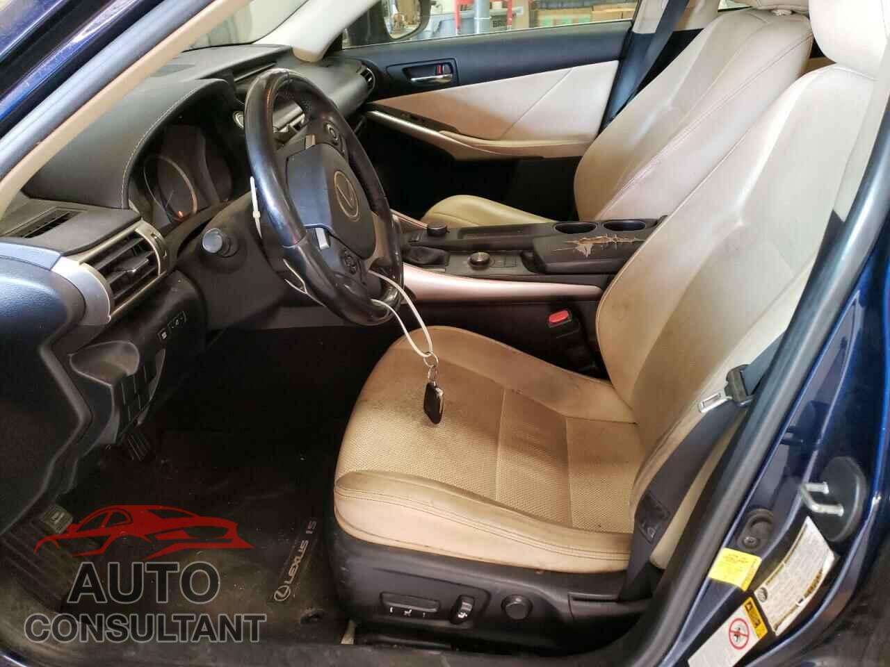 LEXUS IS 2015 - JTHBF1D29F5078926