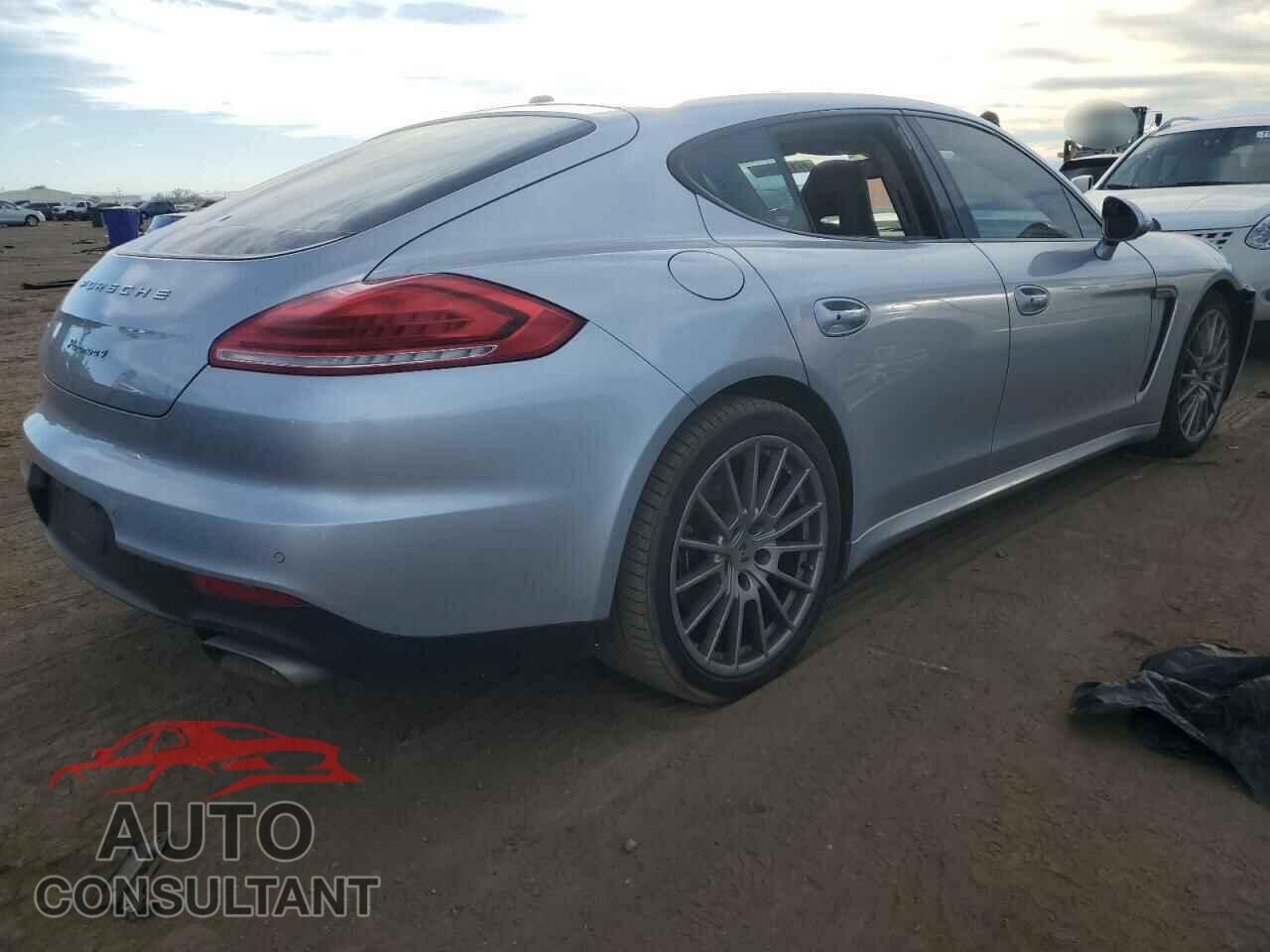 PORSCHE PANAMERA 2015 - WP0AA2A72FL004213