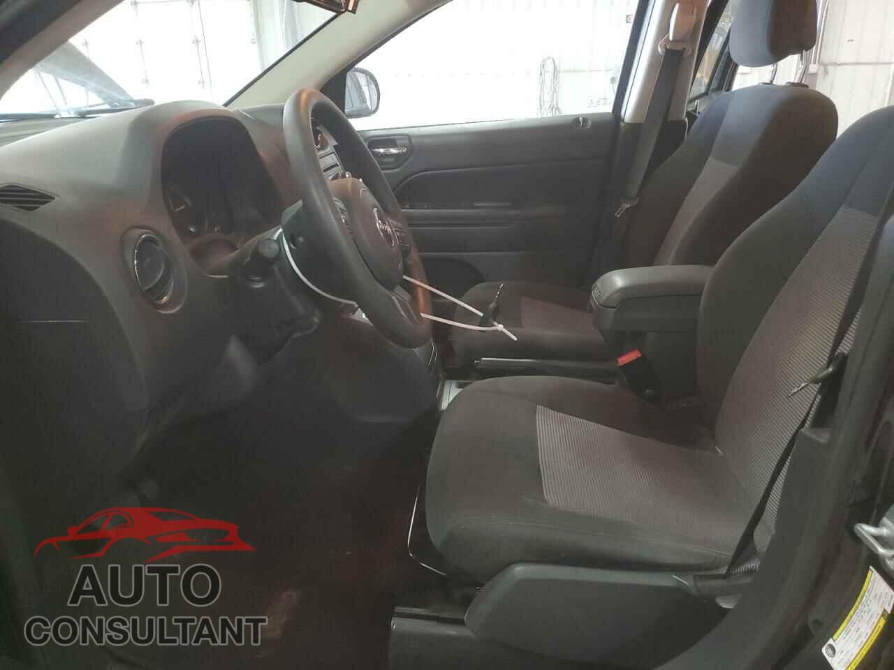 JEEP COMPASS 2017 - 1C4NJDBB9HD151089