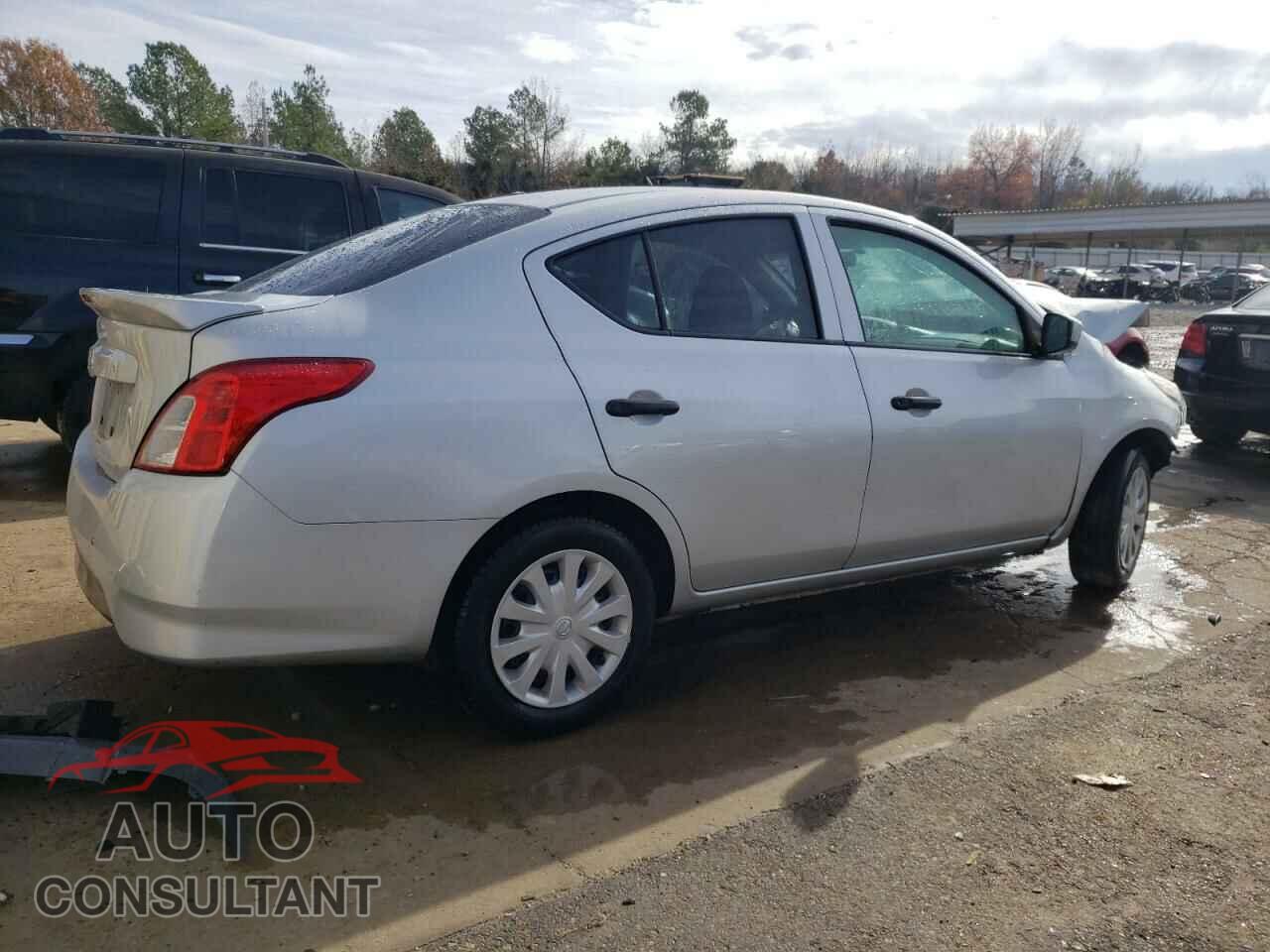 NISSAN VERSA 2019 - 3N1CN7AP3KL826272