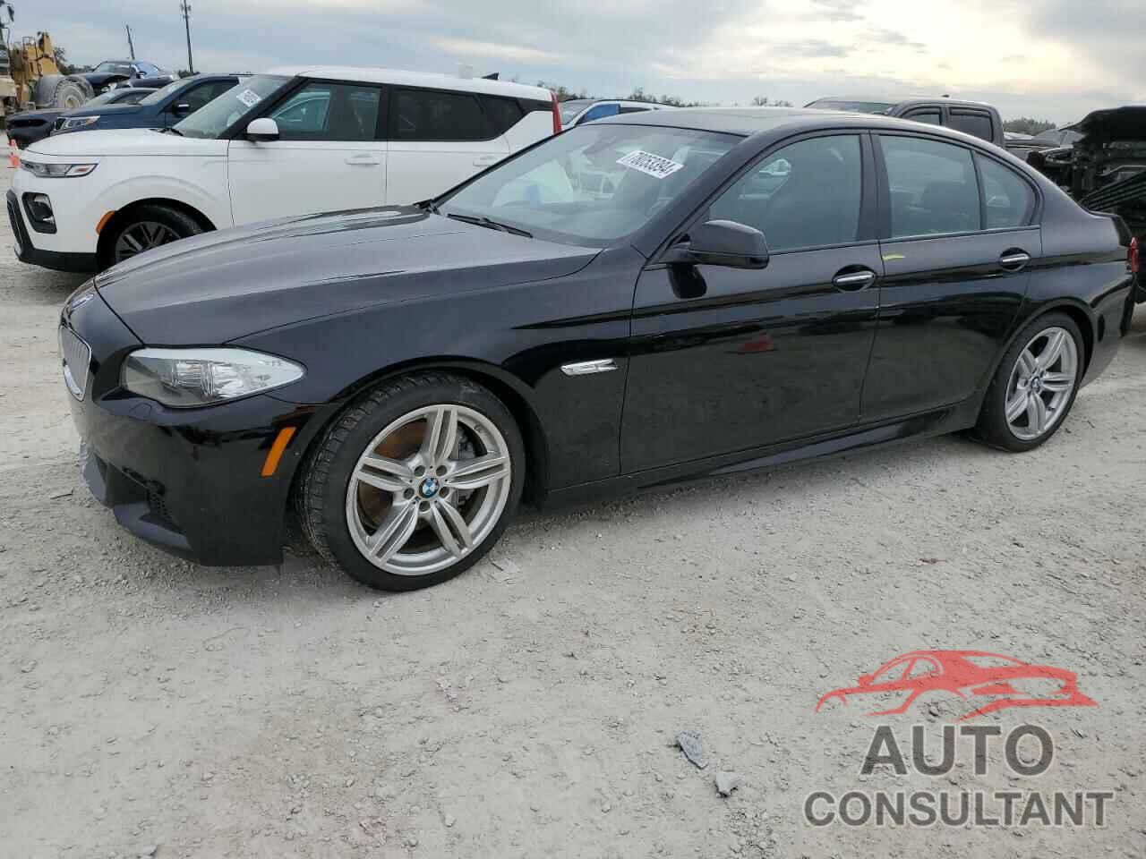 BMW 5 SERIES 2013 - WBAFR9C55DDX80777