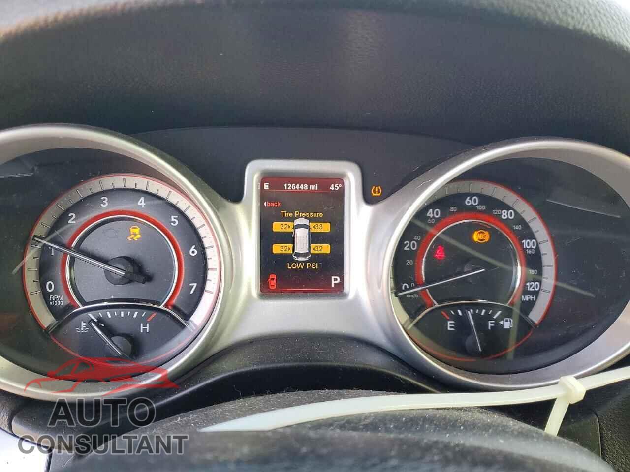 DODGE JOURNEY 2012 - 3C4PDCAB3CT204979