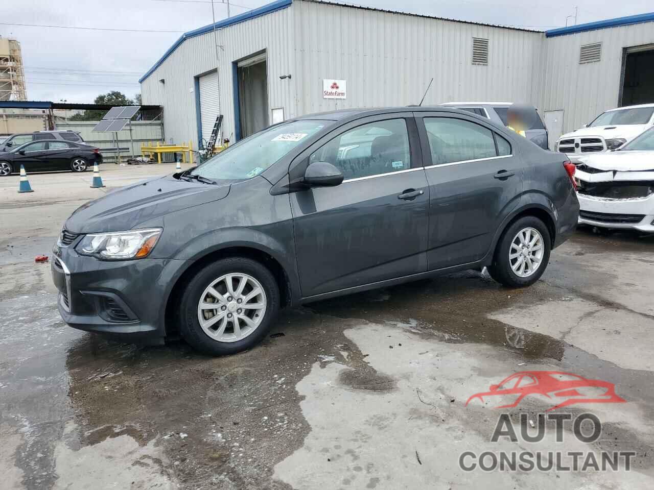 CHEVROLET SONIC 2017 - 1G1JD5SH4H4124827