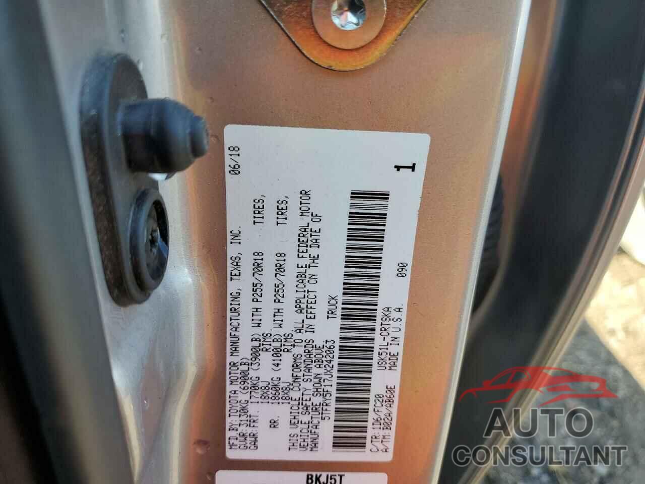 TOYOTA TUNDRA 2018 - 5TFRY5F17JX242063