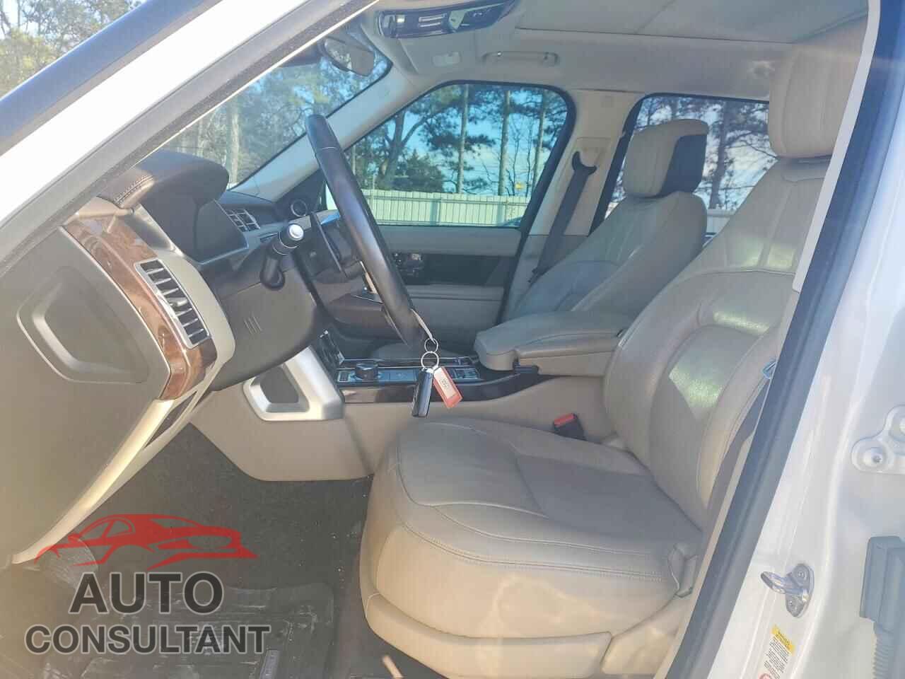 LAND ROVER RANGE ROVER 2018 - SALGS5RE0JA382815