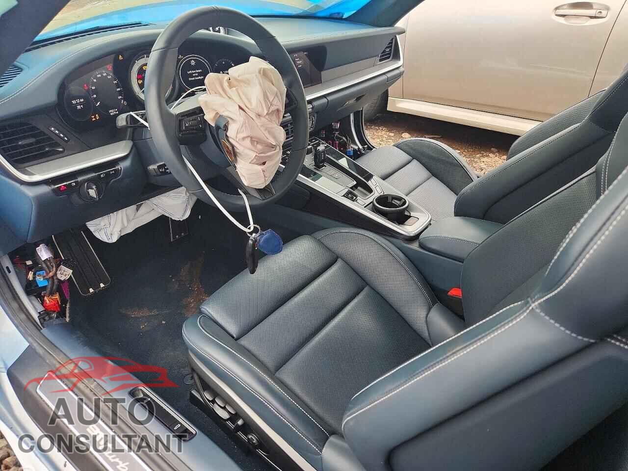 PORSCHE 911 2021 - WP0AD2A98MS257791
