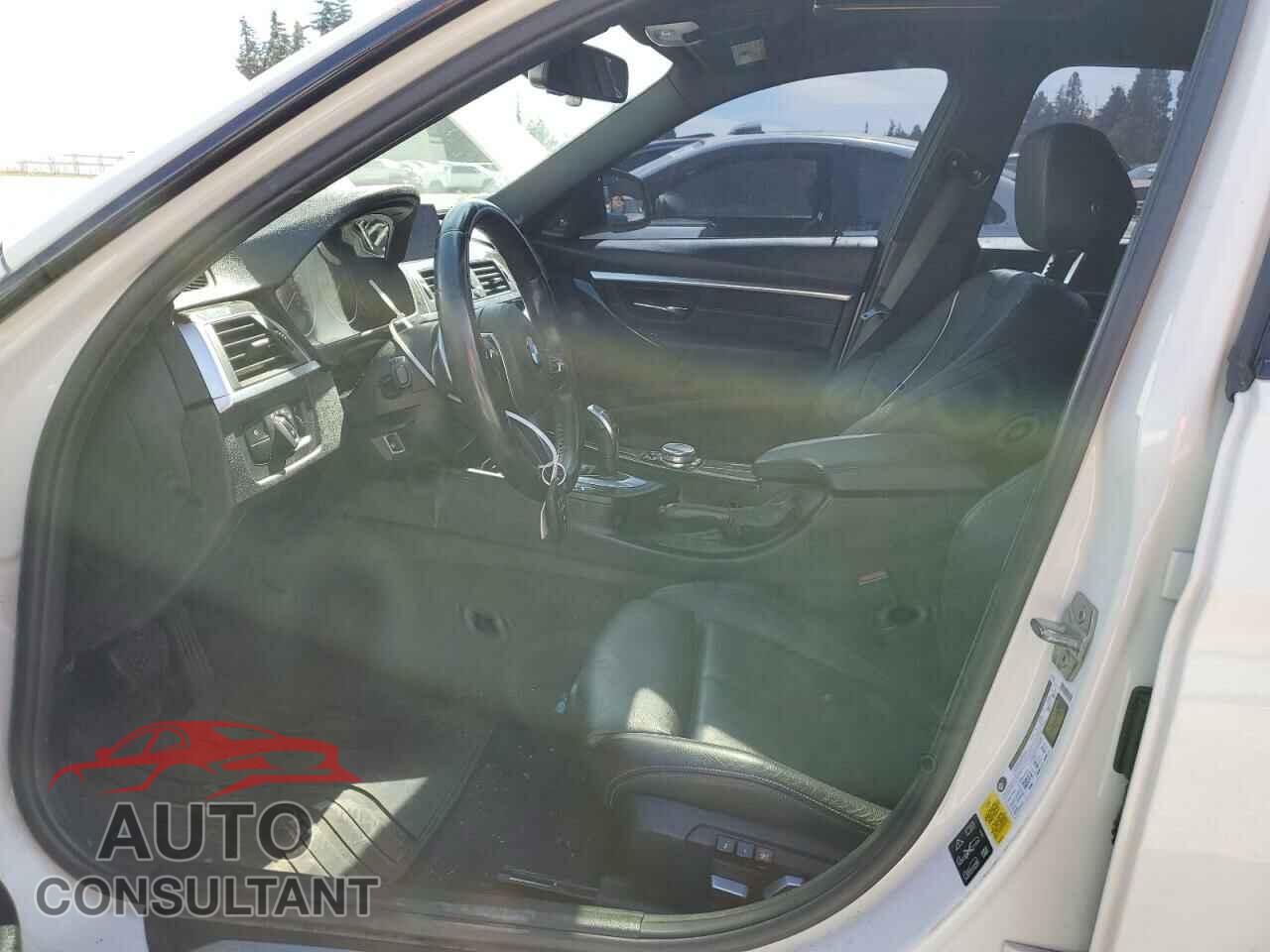 BMW 3 SERIES 2016 - WBA8B7C59GK703248